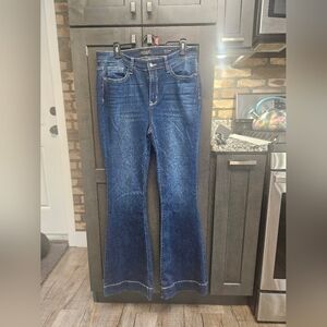 Judy Blue Flare jeans